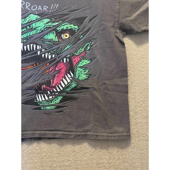Gildan Shirt Boy's Small (6/7) Gray Dinosaur - Picture 5 of 11